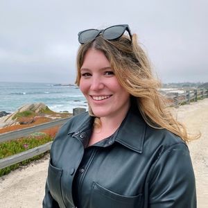 Meet your Posher, Emmy